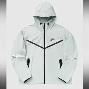 Nike Men’s Tech Woven WR FZ Jacket Gray Size L